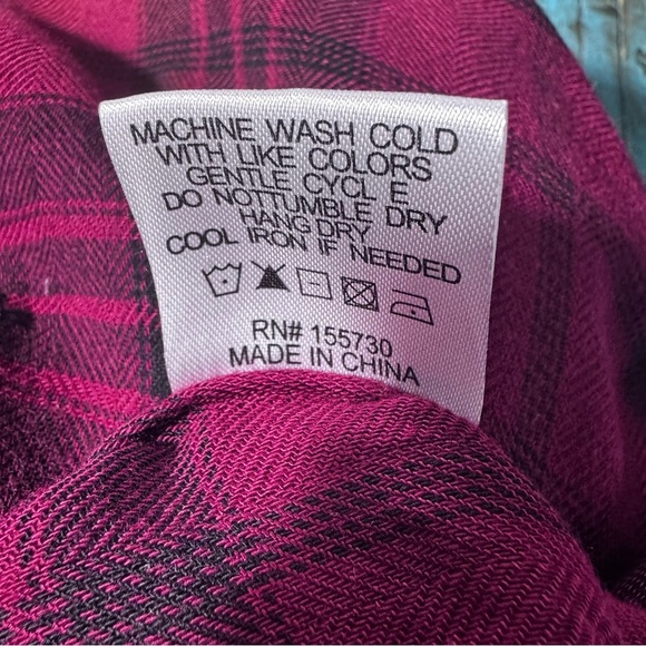 Jane and Delancey Red & Black Plaid Button Down Shirt - Picture 10 of 10